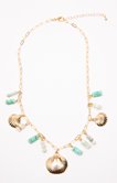 Collier coquillages et perles