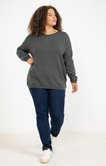 Pull avec boutons au dos