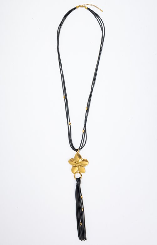Sautoir gomme et pendentif fleur