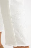 Pantacourt blanc brodé