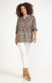 Pantacourt blanc brodé