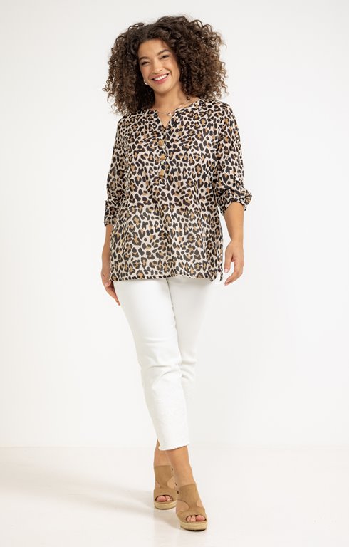 Pantacourt blanc brodé