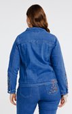 Veste en jean avec broderies fleurs
