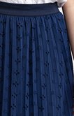 Jupe longue plissée dentelle anglaise
