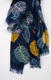 Foulard avec feuille ocre