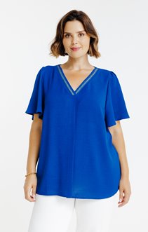 Tee-shirt uni tresse à l'encolure