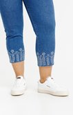 Pantacourt broderie ajourée bas de jambe