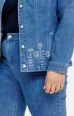 Veste en jean avec broderies