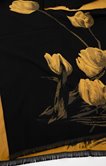 Écharpe chaude avec tulipes