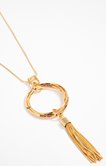Sautoir doré avec plusieurs cercles