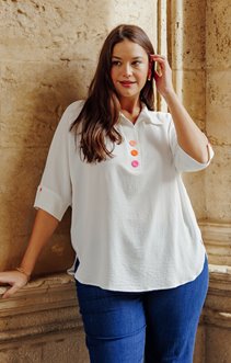 Poncho avec boutons fantaisies