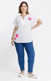 Tee-shirt avec patchs fleurs