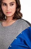 PULL COL ROND PATCH GRIS ET BLEU