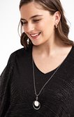 Tee-shirt fête pailleté avec collier