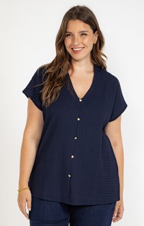 Tee-shirt avec boutons coeurs