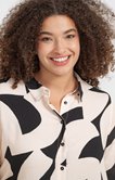 CHEMISE BOUTONNEE IMPRIME GRAPHIQUE