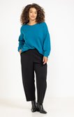 Pull avec boutons dans le dos
