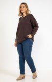 Pull avec boutons dans le dos