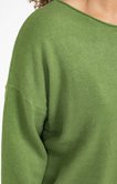 Pull avec boutons dans le dos