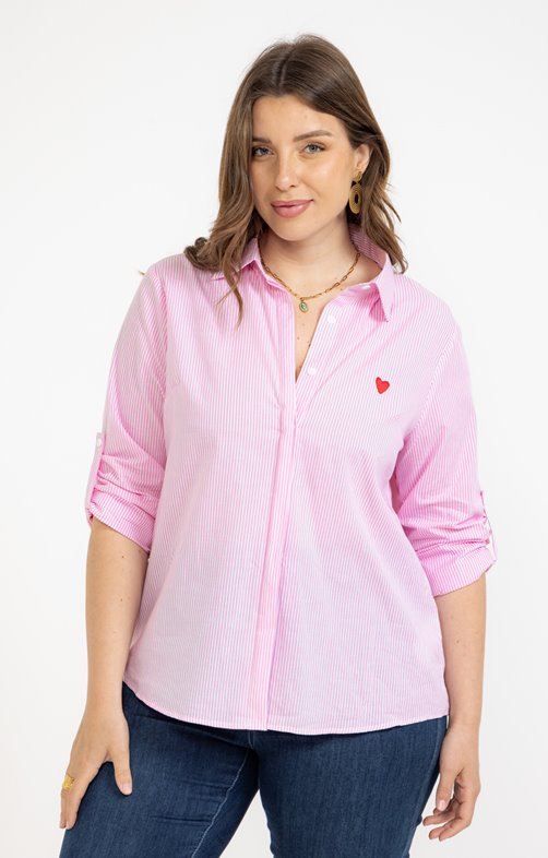 Chemise rayée avec patch coeur