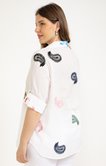 Chemise en coton brodée