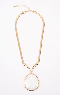 Ras-de-cou or et nacré