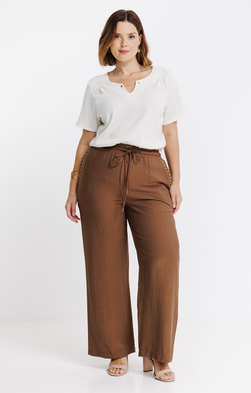 Pantalon fluide avec boutons et cordon