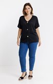 Tee-shirt avec boutons décoratifs