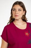 Tee-shirt avec décors reliéfés