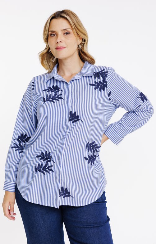 Chemise rayée et brodée