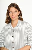 Chemise rayée avec boutons fantaisie