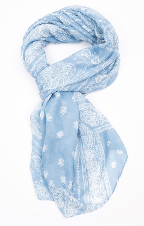 Foulard bleu ciel