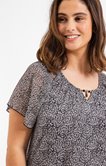 Tee-shirt imprimé avec bijou