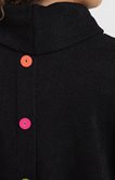 Poncho à poches et boutons colorés