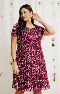 Robe plissée à volants