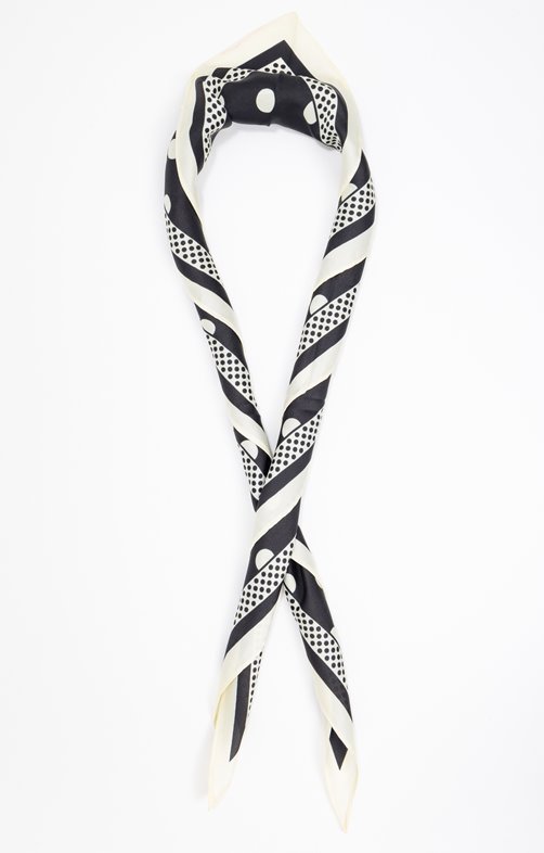 Foulard triangle à pois