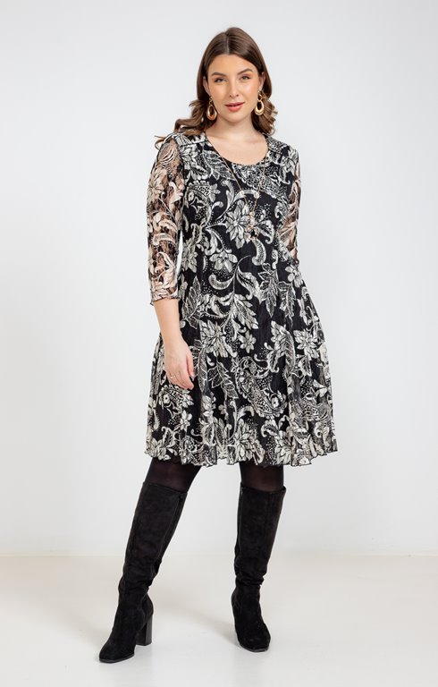 ROBE DENTELLE BI-COLORE AVEC COLLIER